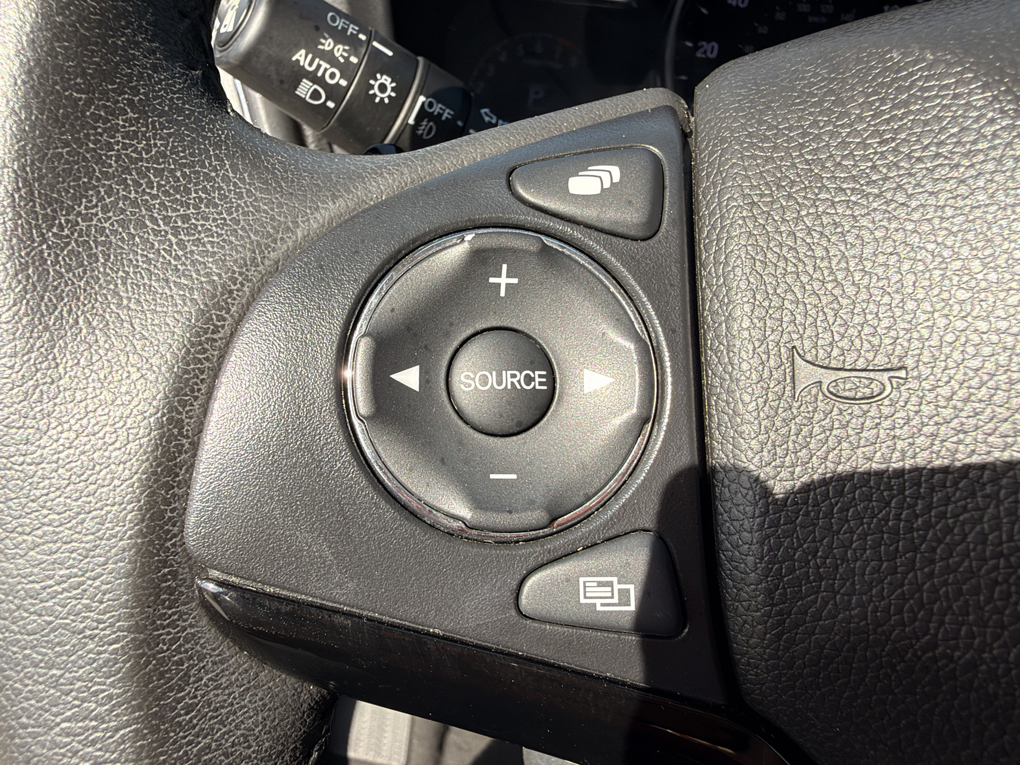 Certified 2021 Honda HR-V EX-L image 15