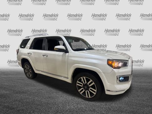 Used 2020 Toyota 4Runner Limited AWD/4WD image 9
