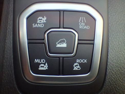 New 2026 Nissan Frontier PRO-4X w/ Tow Package AWD/4WD image 20