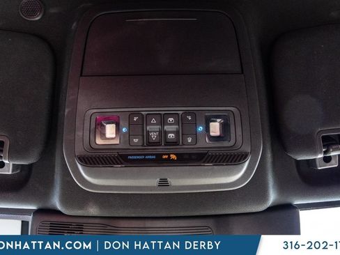 Used 2020 Ford Explorer XLT w/ Equipment Group 202A AWD/4WD image 14