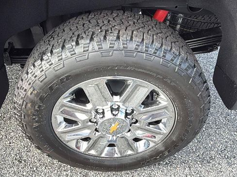 New 2026 Chevrolet Silverado 2500 High Country w/ High Country Premium Package AWD/4WD image 13