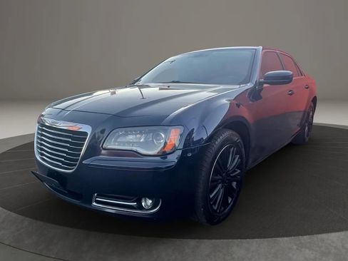 Used 2013 Chrysler 300 S image 1