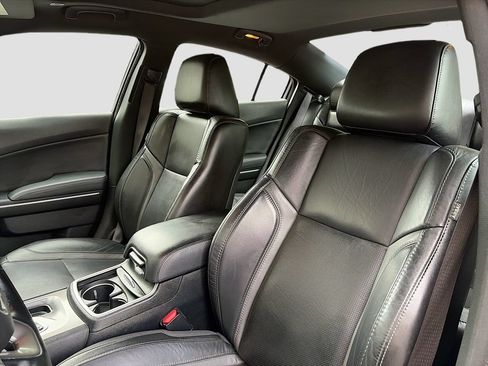 Used 2020 Dodge Charger SXT w/ Leather Interior Group RWD image 21
