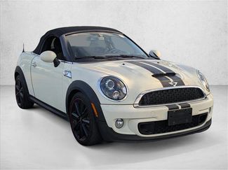 Used 2014 MINI Cooper Roadster S video 3