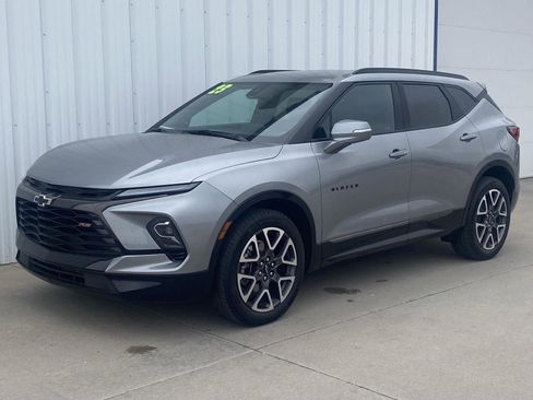 Used 2023 Chevrolet Blazer RS w/ LPO, Floor Liner Package FWD image 1