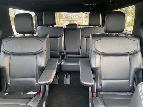 New 2026 Ford Expedition Max Platinum w/ Stealth Appearance Package image 27