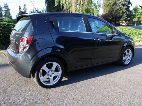 Used 2013 Chevrolet Sonic LTZ FWD image 3