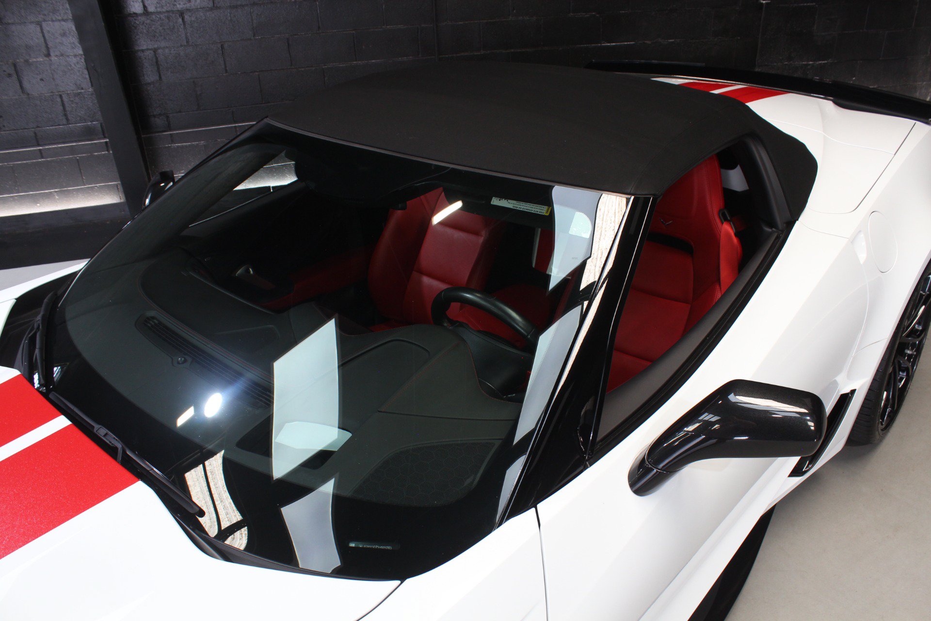 Used 2017 Chevrolet Corvette Grand Sport RWD image 32