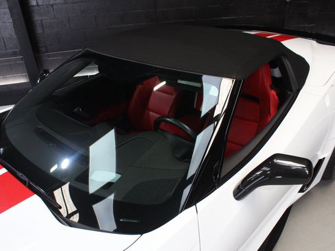 Used 2017 Chevrolet Corvette Grand Sport RWD image 32