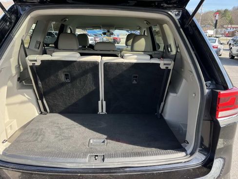 Used 2023 Volkswagen Atlas SE FWD image 19