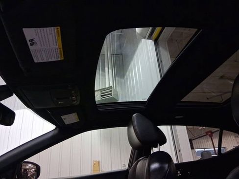 Used 2021 Nissan Maxima SR w/ Sport Mat Group image 7