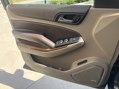 Used 2020 Chevrolet Tahoe Premier image 25