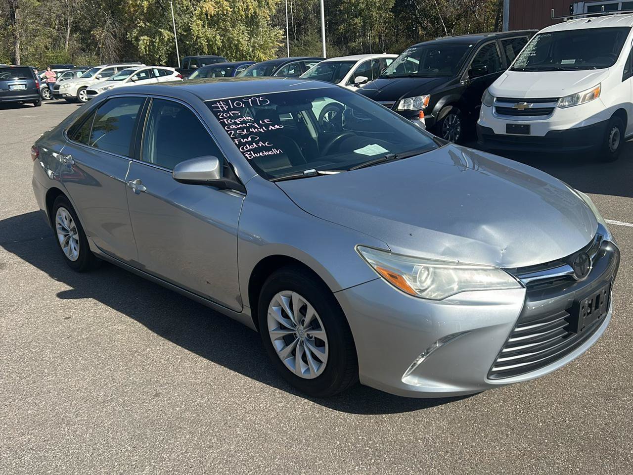 Used 2015 Toyota Camry LE FWD image 3