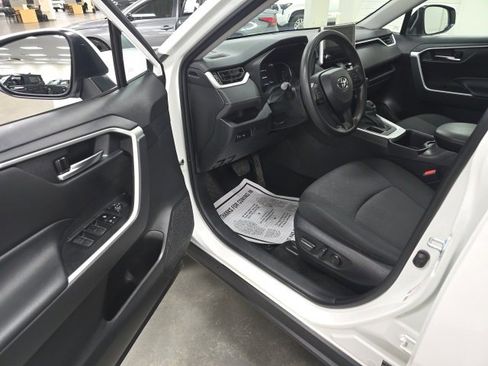 Used 2024 Toyota RAV4 XLE image 13