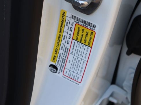 Used 2024 Lincoln Corsair FWD image 29