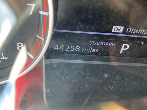Used 2023 Nissan Rogue SV FWD image 5
