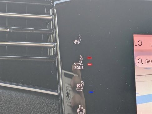 Used 2022 Jeep Wagoneer Series II image 26