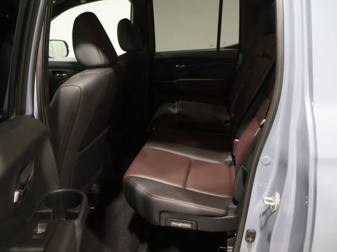 Used 2022 Honda Ridgeline Black Edition image 18