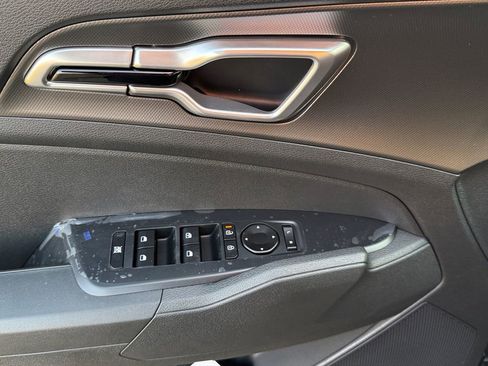 New 2026 Kia Sportage S AWD/4WD image 9