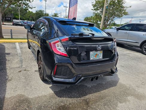 Used 2019 Honda Civic Sport Touring image 5