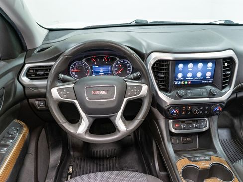 Used 2021 GMC Acadia SLE w/ Elevation Edition image 11