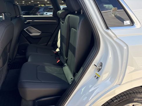 Used 2025 Audi Q3 2.0T Premium w/ Convenience Package image 14