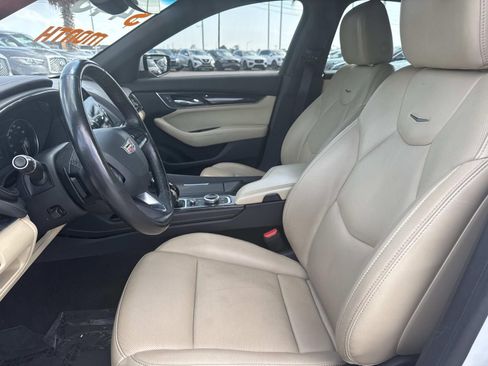 Used 2023 Cadillac CT5 Luxury image 16