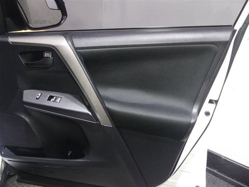 Used 2018 Toyota RAV4 LE w/ All Weather Liner Package image 17