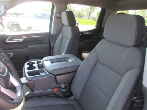 New 2026 GMC Sierra 1500 Elevation w/ Elevation Select Package AWD/4WD image 16