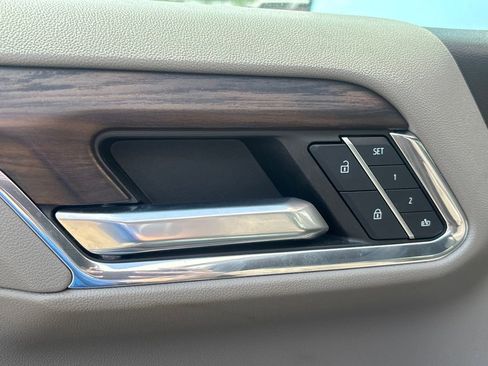 Used 2024 GMC Sierra 1500 SLT w/ SLT Premium Package image 9