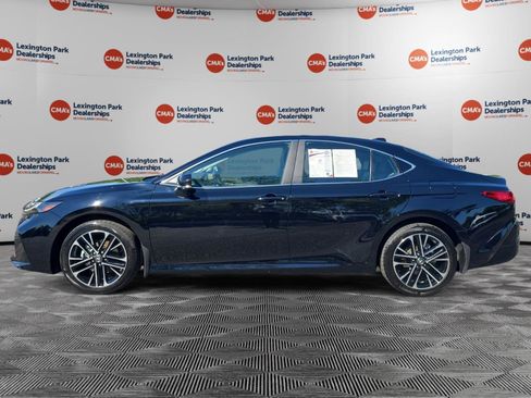 Used 2026 Toyota Camry XLE w/ Premium Plus Package AWD/4WD image 4