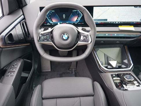 Used 2025 BMW X3 xDrive30i w/ Premium Package image 15