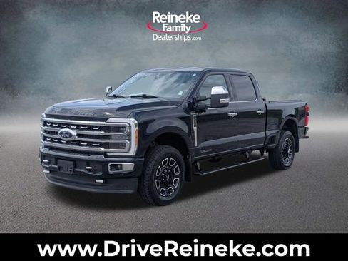 Used 2023 Ford F250 Platinum AWD/4WD image 1