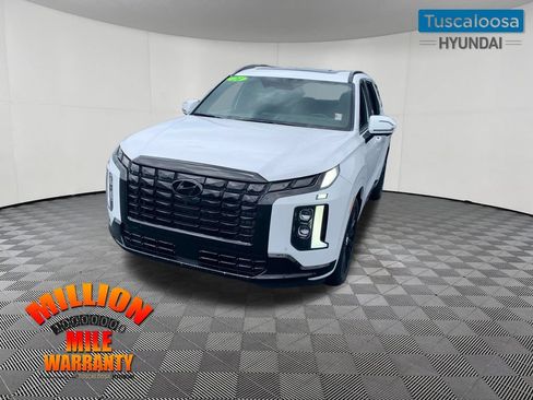 Used 2024 Hyundai Palisade Calligraphy AWD/4WD image 3