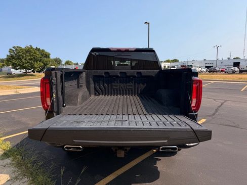 Used 2021 GMC Sierra 1500 Denali w/ Denali Ultimate Package AWD/4WD image 26
