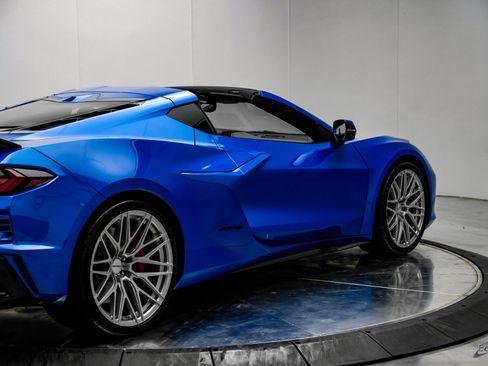 Used 2024 Chevrolet Corvette Z06 image 21