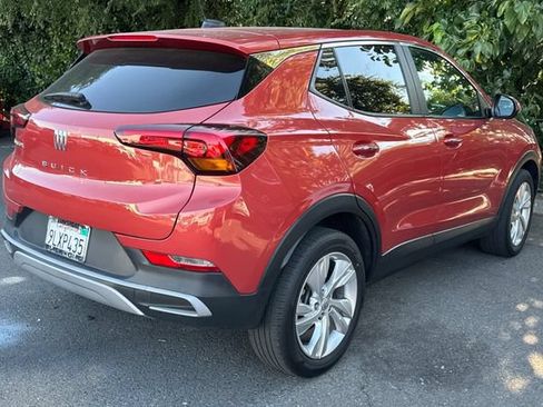 Used 2024 Buick Encore GX Preferred FWD image 4