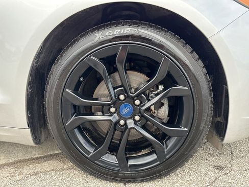 Used 2019 Ford Fusion SE w/ Equipment Group 151A image 43