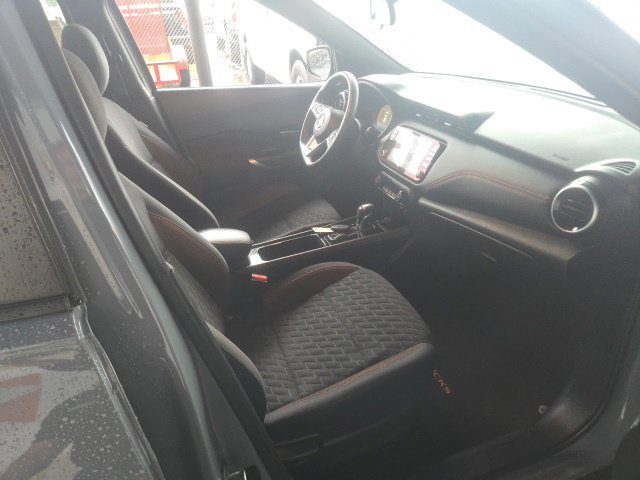 Used 2021 Nissan Kicks SR FWD image 15