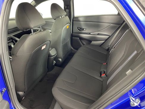 New 2026 Hyundai Elantra SEL Sport image 4