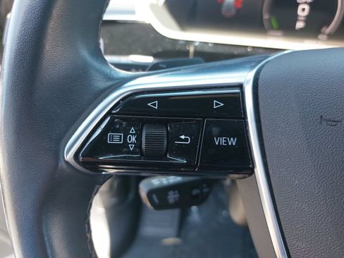 Used 2024 Audi Q8 e-tron Prestige w/ Prestige Package AWD/4WD image 17
