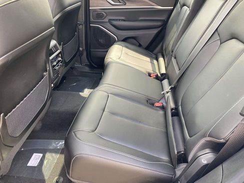 New 2026 Jeep Grand Cherokee Limited w/ Limited Altitude Package RWD image 10