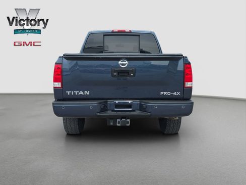 Used 2015 Nissan Titan PRO-4X image 16