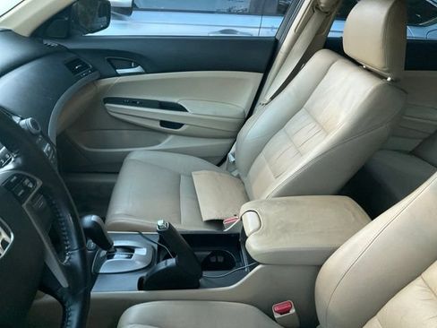 Used 2011 Honda Accord SE image 9