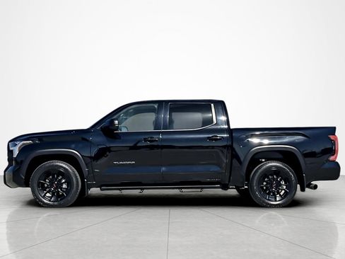 Used 2025 Toyota Tundra SR5 w/ SR5 Premium Package RWD image 2