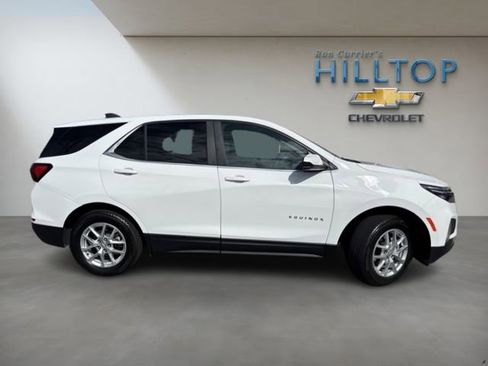 Used 2023 Chevrolet Equinox LT image 3