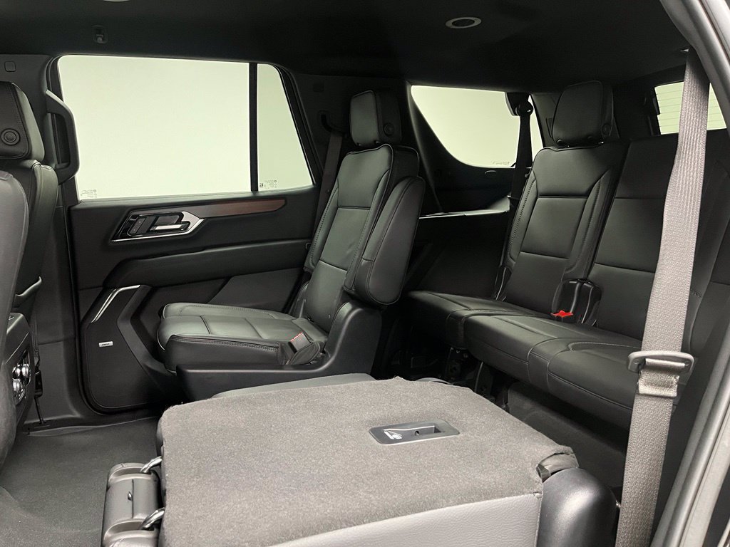 Used 2025 GMC Yukon Denali w/ LPO, Floor Liner Package AWD/4WD image 48