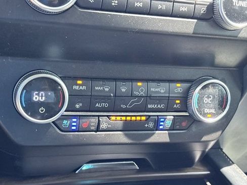 Used 2021 Ford Expedition Platinum AWD/4WD image 42