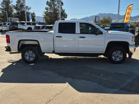 Used 2016 GMC Sierra 2500 2WD Crew Cab image 4