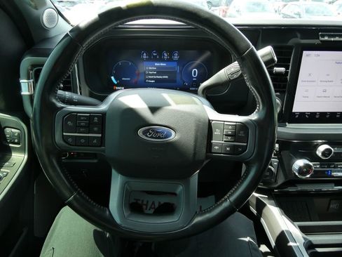 Used 2023 Ford F250 Lariat w/ Lariat Ultimate Package AWD/4WD image 36